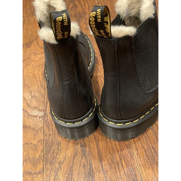 Dr. Martens LEONORE 2976 Women's Faux Fur Lined Black Chelsea Boots Size 8 - Picture 6 of 12